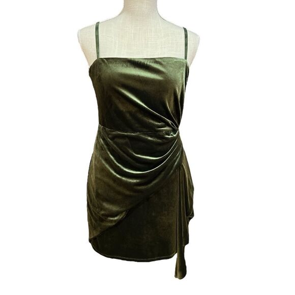 MAJORELLE Asbury Mini Dress in Green Size M - Picture 2 of 10